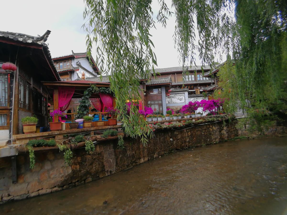 Love Cloud Boutique Chain Hotel In The Water Side Lijiang  Luaran gambar