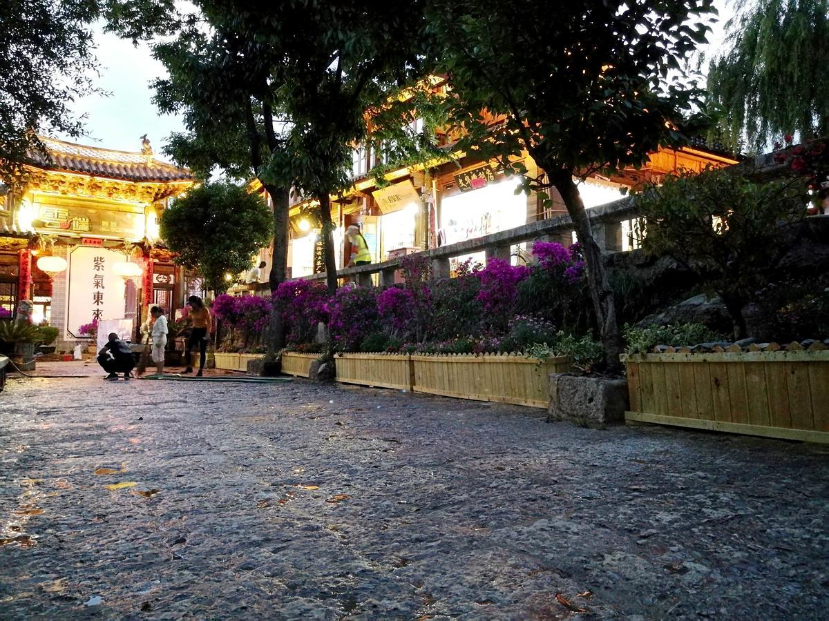 Love Cloud Boutique Chain Hotel In The Water Side Lijiang  Luaran gambar